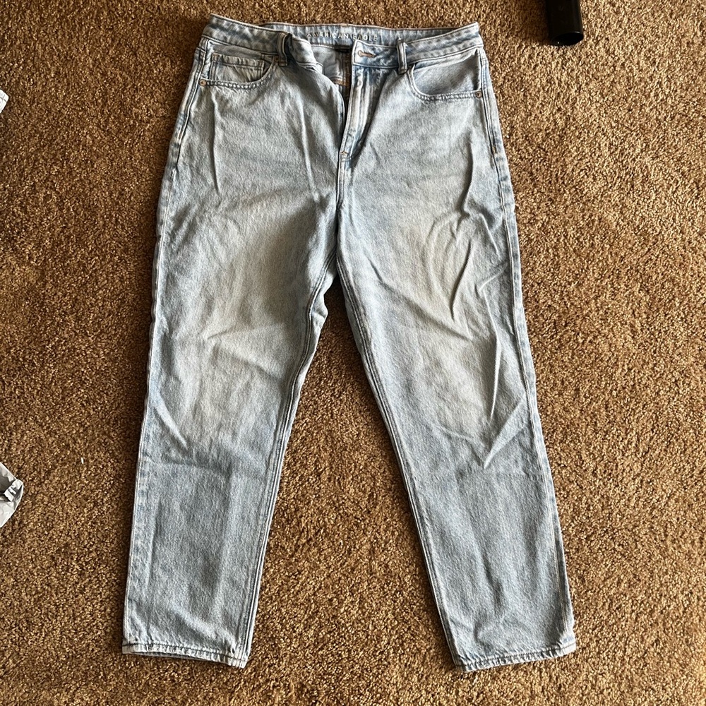 American Eagle Mom Jeans